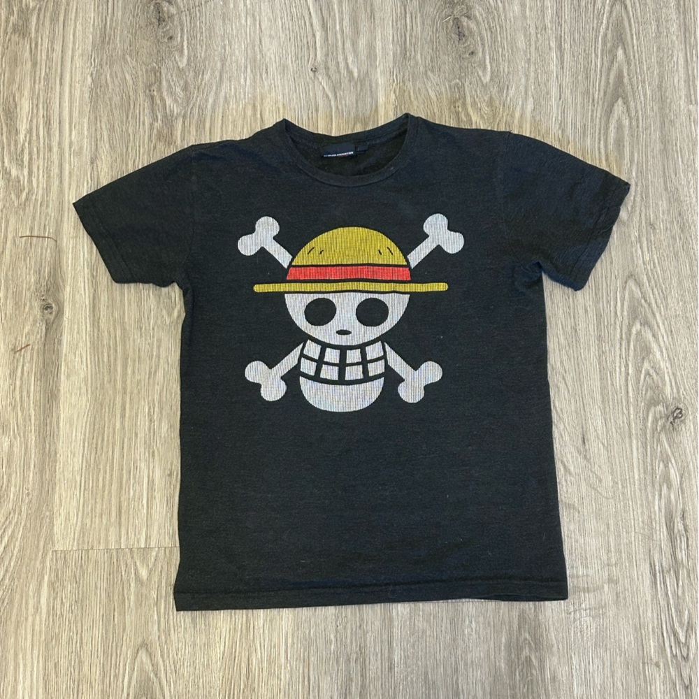 Women’s one piece t-shirt